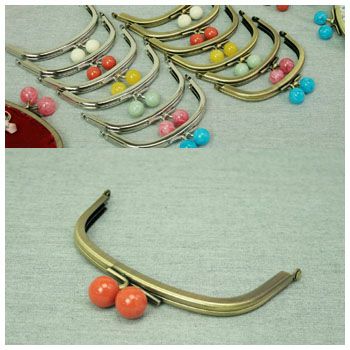 カラフル!玉付き口金W12×8.5cm (金具部分アンティークゴールド)