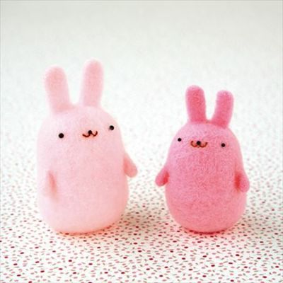 ぷにゅぷにゅマスコット・ウサギ ハマナカ | つくる楽しみ フェルトキット