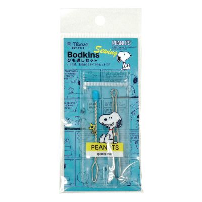 スヌーピー ひも通し 2本セット 40×90×4mm かわいいケース付き 外れにくくスムーズ